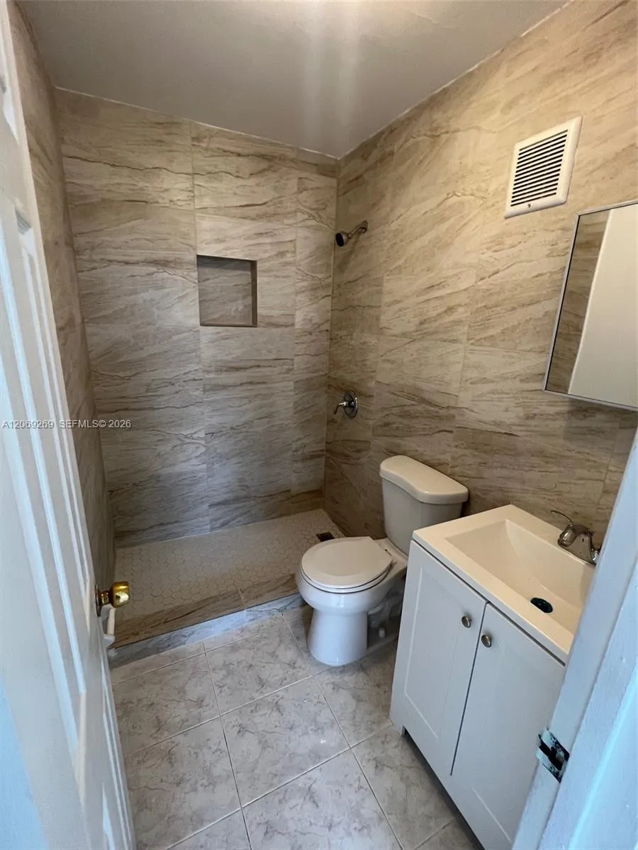 10500 SW 8th St #410 Miami, FL 33174