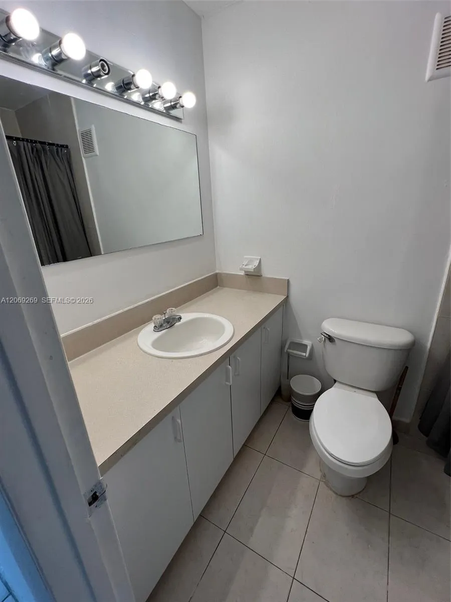 10500 SW 8th St #410 Miami, FL 33174