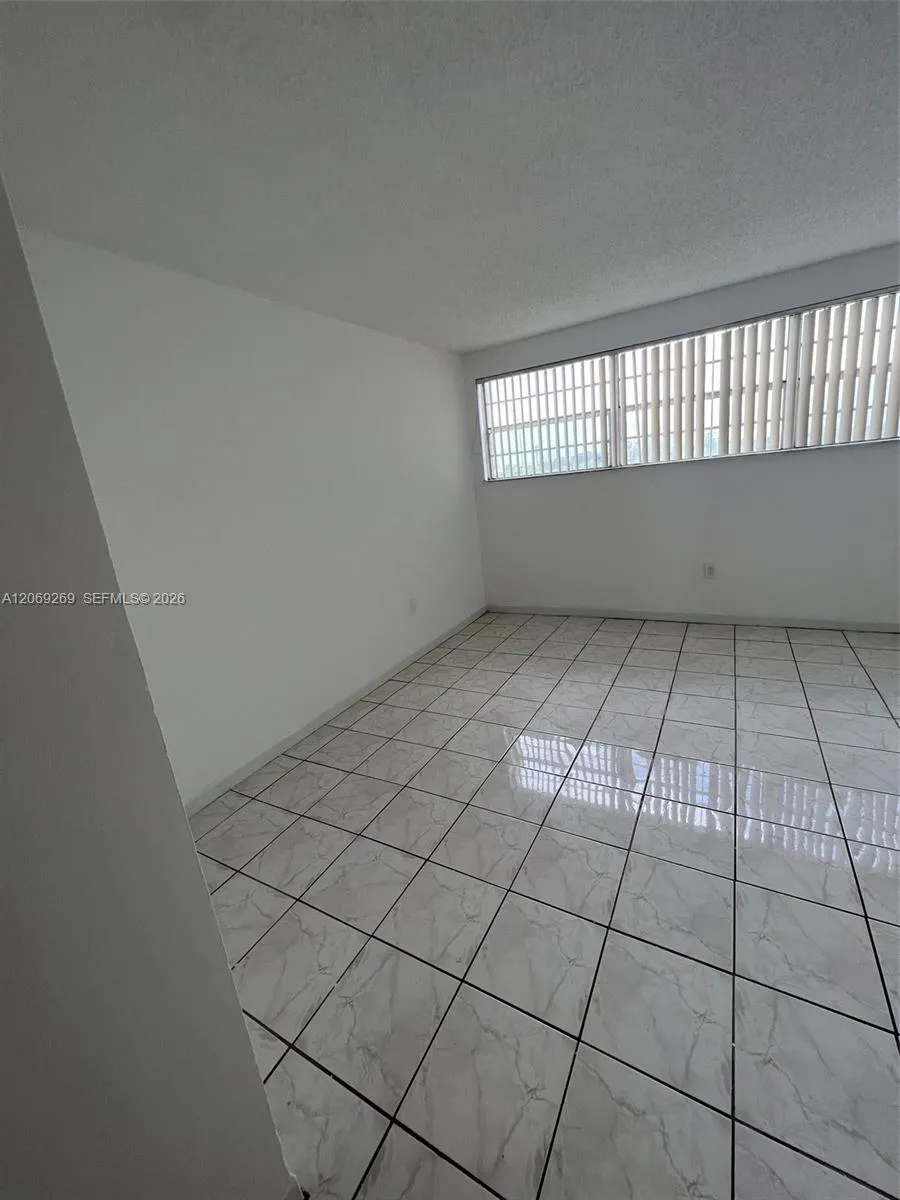 10500 SW 8th St #410 Miami, FL 33174