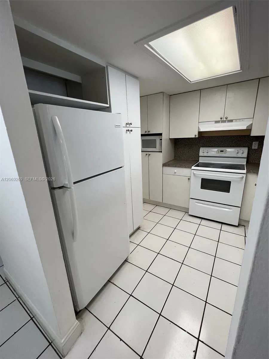 10500 SW 8th St #410 Miami, FL 33174