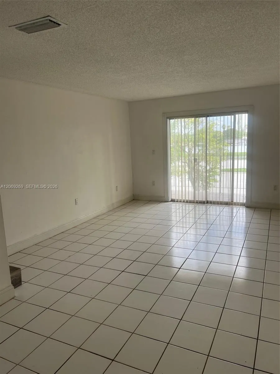 10500 SW 8th St #410 Miami, FL 33174