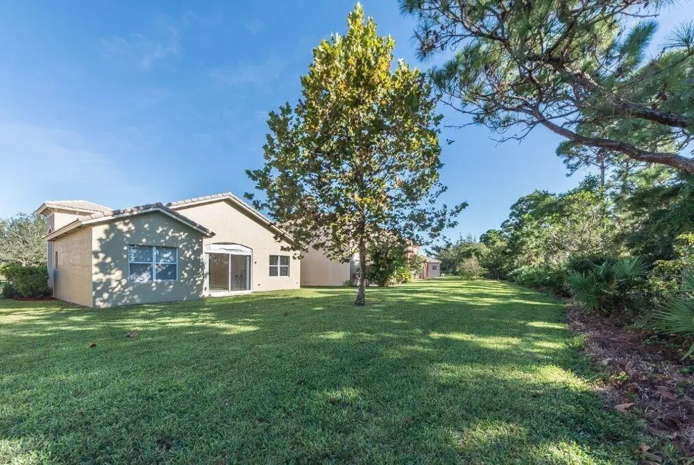 6243 ARLINGTON WAY Fort Pierce, FL 34951