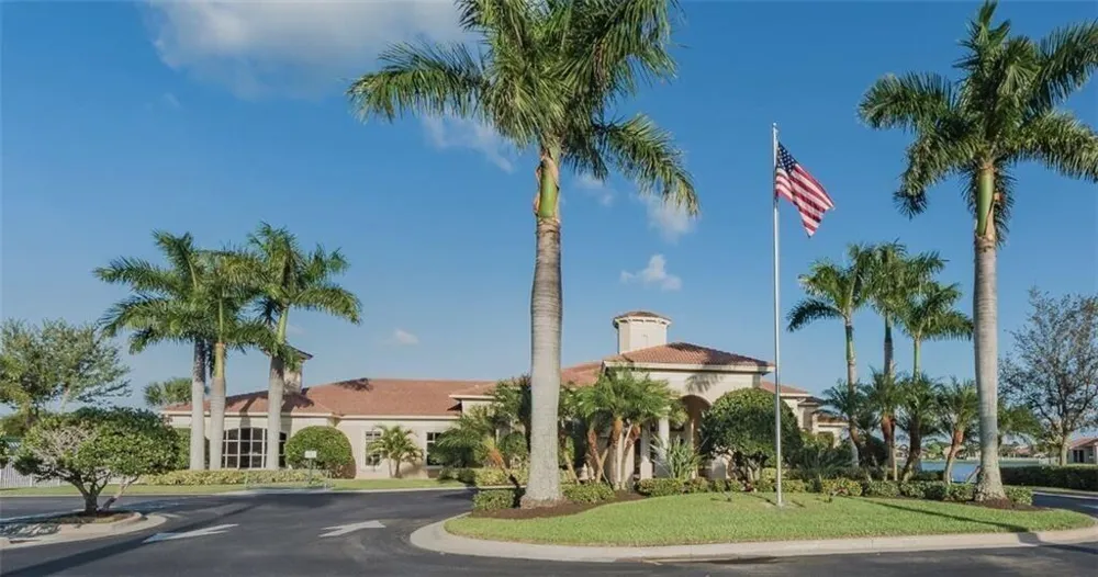 6243 ARLINGTON WAY Fort Pierce, FL 34951