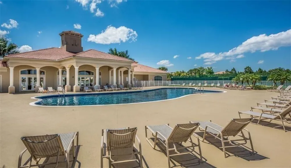 6243 ARLINGTON WAY Fort Pierce, FL 34951