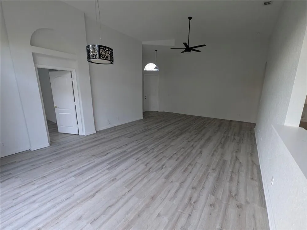 6243 ARLINGTON WAY Fort Pierce, FL 34951
