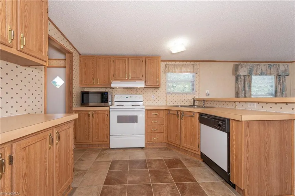 5466 NC Highway 8 Germanton, NC 27019