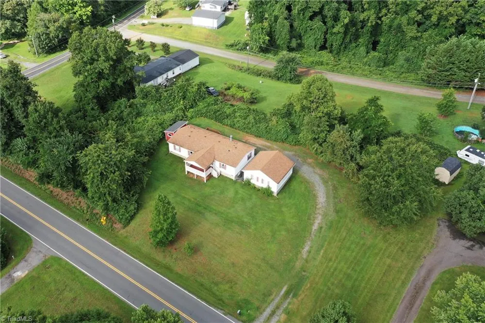 5466 NC Highway 8 Germanton, NC 27019