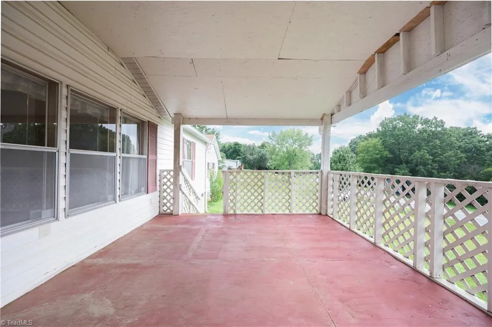 5466 NC Highway 8 Germanton, NC 27019