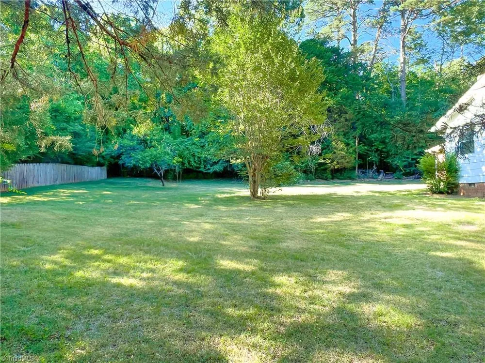5720 Polaris Road Pfafftown, NC 27040