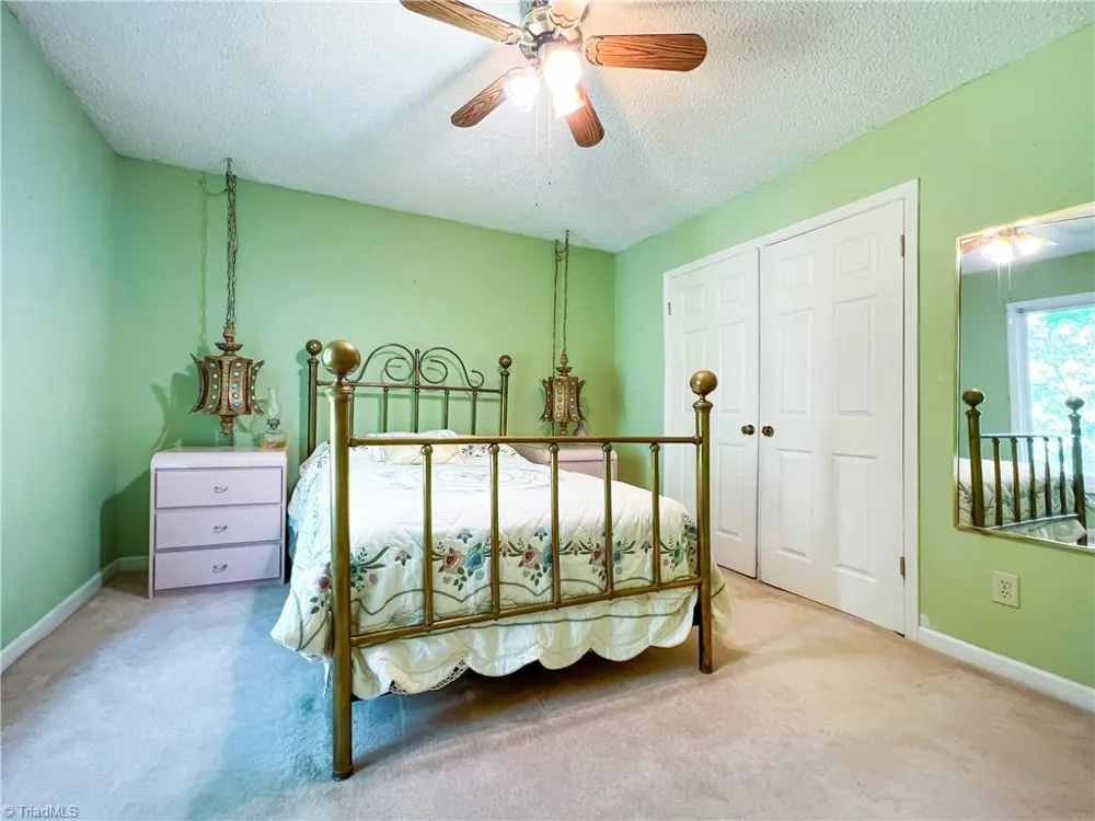 5720 Polaris Road Pfafftown, NC 27040