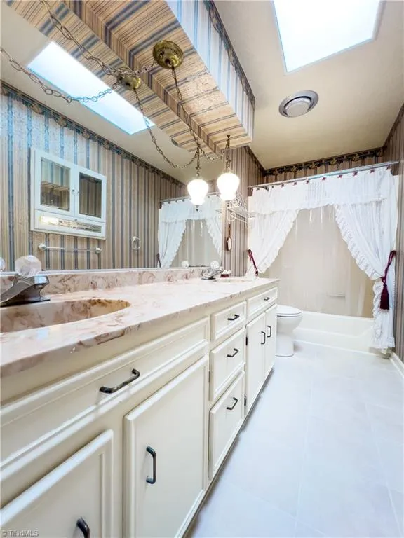 5720 Polaris Road Pfafftown, NC 27040