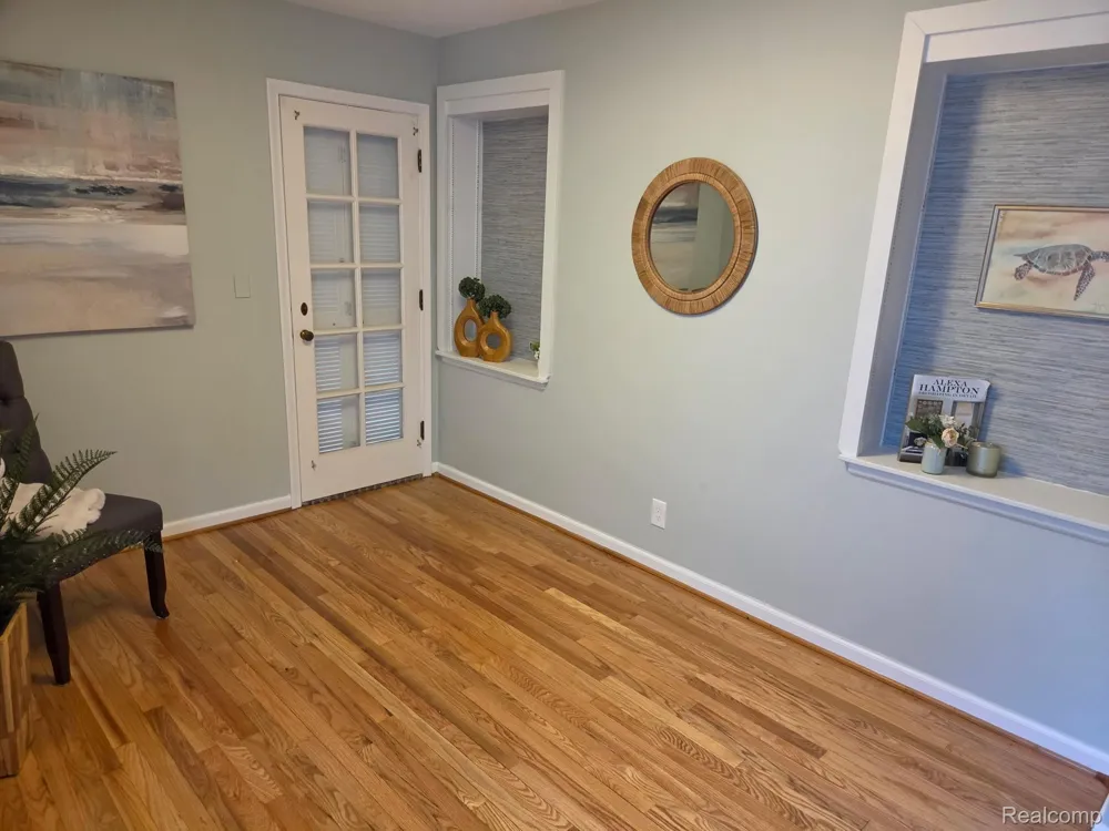 277 Beaupre Avenue Grosse Pointe Farms City, MI 48236