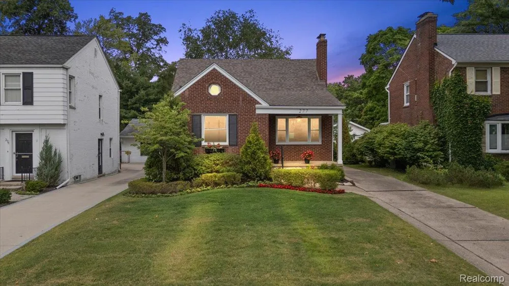 277 Beaupre Avenue Grosse Pointe Farms City, MI 48236