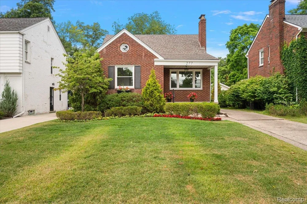 277 Beaupre Avenue Grosse Pointe Farms City, MI 48236