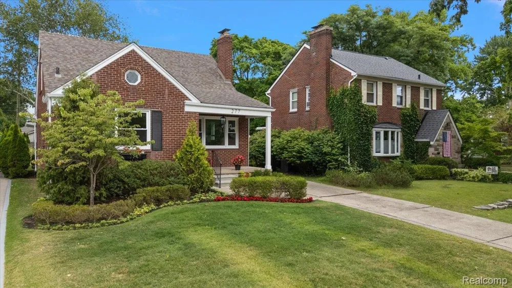 277 Beaupre Avenue Grosse Pointe Farms City, MI 48236
