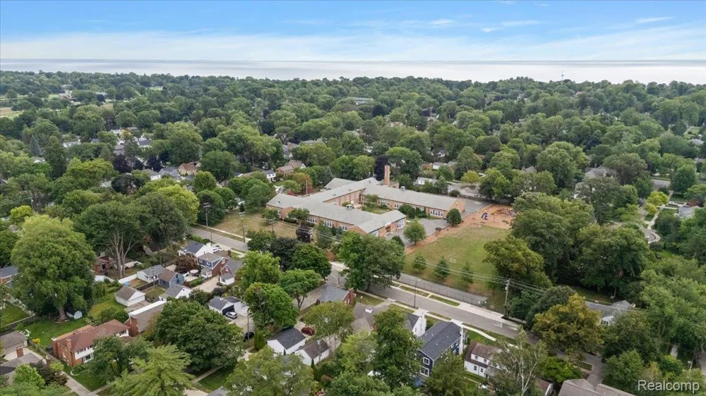 277 Beaupre Avenue Grosse Pointe Farms City, MI 48236