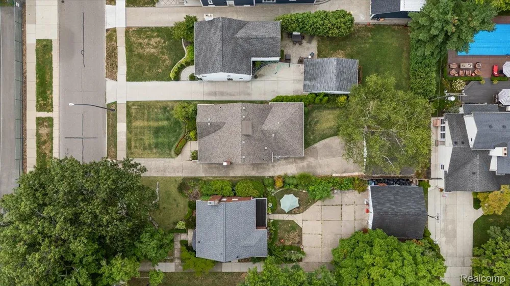 277 Beaupre Avenue Grosse Pointe Farms City, MI 48236