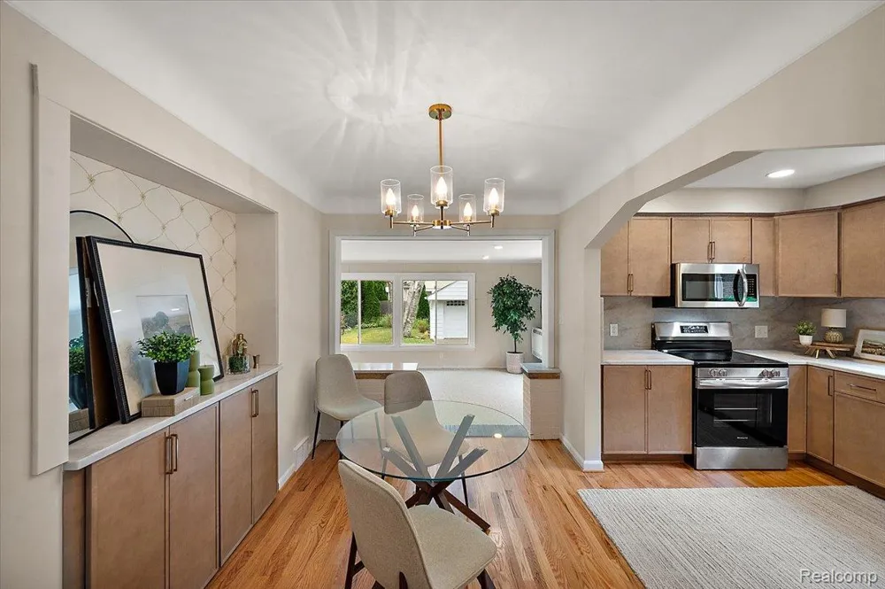 277 Beaupre Avenue Grosse Pointe Farms City, MI 48236