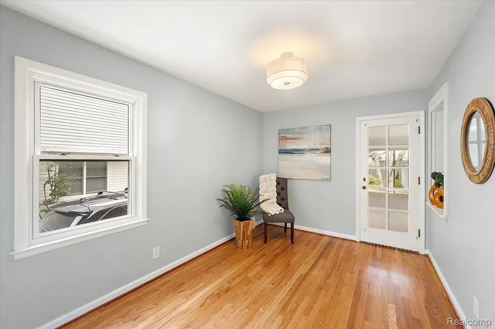 277 Beaupre Avenue Grosse Pointe Farms City, MI 48236