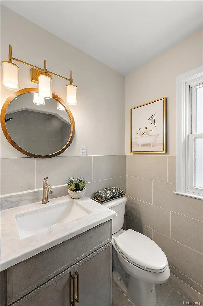 277 Beaupre Avenue Grosse Pointe Farms City, MI 48236