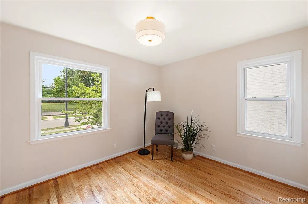 277 Beaupre Avenue Grosse Pointe Farms City, MI 48236