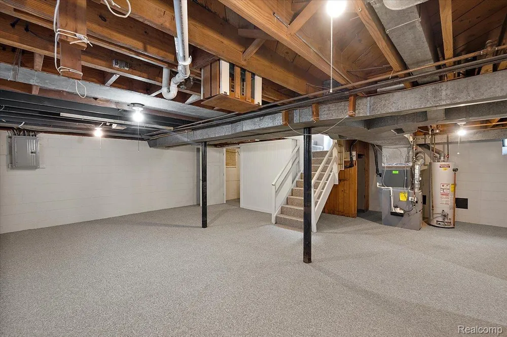 277 Beaupre Avenue Grosse Pointe Farms City, MI 48236