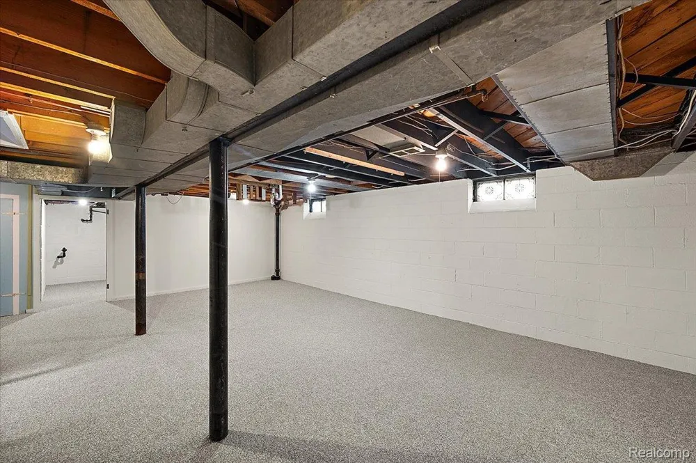 277 Beaupre Avenue Grosse Pointe Farms City, MI 48236