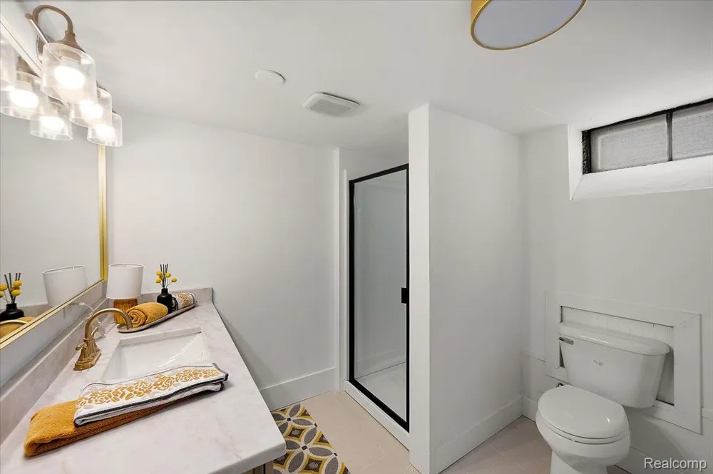 277 Beaupre Avenue Grosse Pointe Farms City, MI 48236