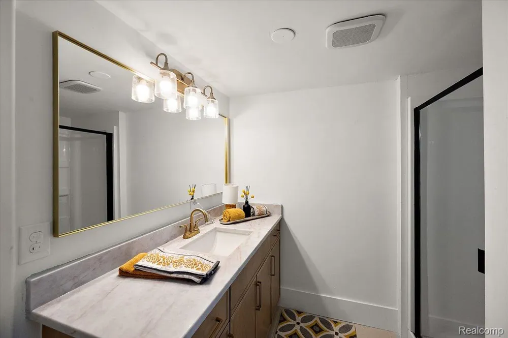 277 Beaupre Avenue Grosse Pointe Farms City, MI 48236