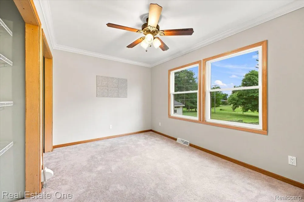 3697 W Lakeshore Drive Lapeer City, MI 48446
