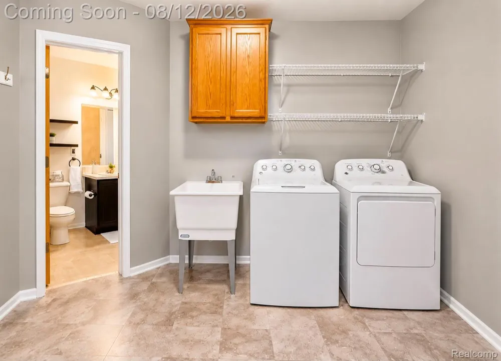 17640 Roseville Boulevard Roseville City, MI 48066