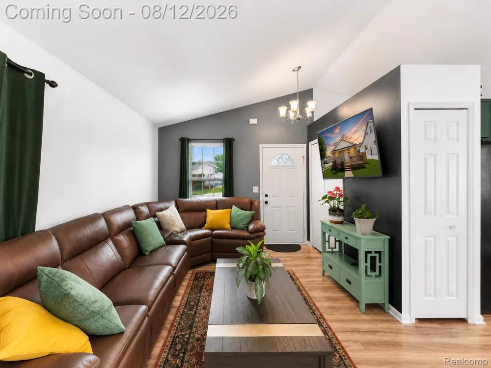 17640 Roseville Boulevard Roseville City, MI 48066