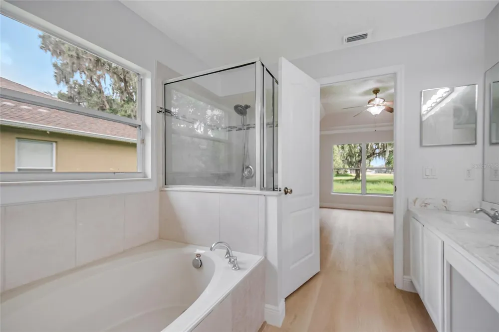 2106 THE OAKS BOULEVARD Kissimmee, FL 34746