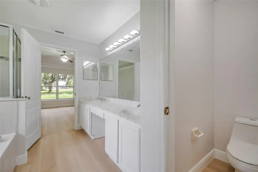 2106 THE OAKS BOULEVARD Kissimmee, FL 34746
