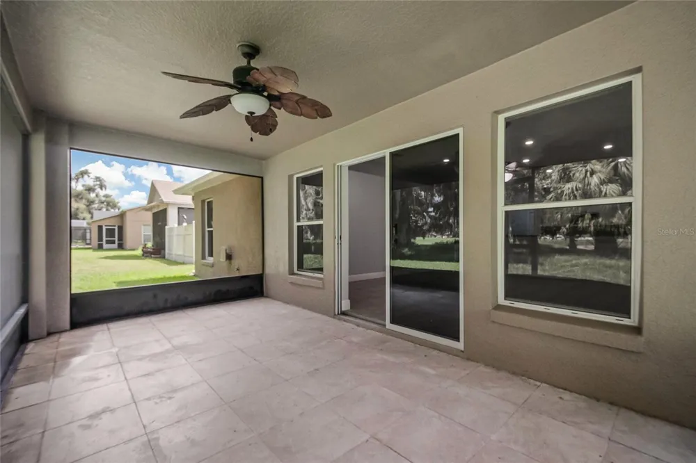 2106 THE OAKS BOULEVARD Kissimmee, FL 34746