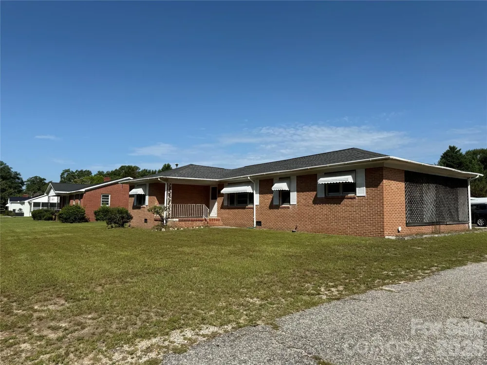 206 W Welsh Street Kershaw, SC 29067