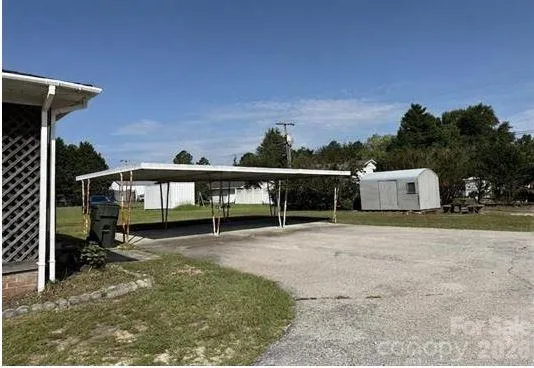 206 W Welsh Street Kershaw, SC 29067
