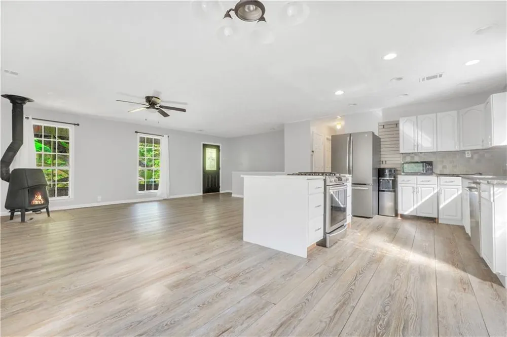 376 Doe Lane Mansfield, GA 30055