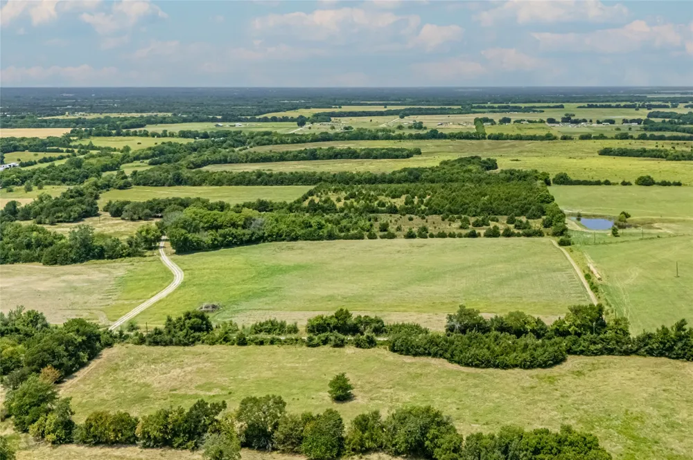 2701 County Road 4145 Bonham, TX 75418