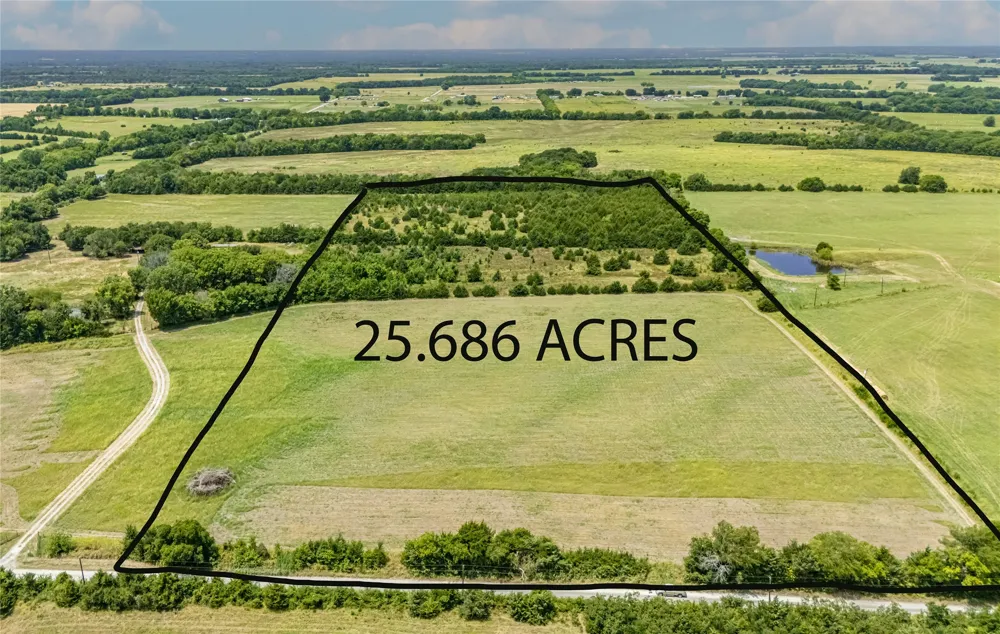 2701 County Road 4145 Bonham, TX 75418