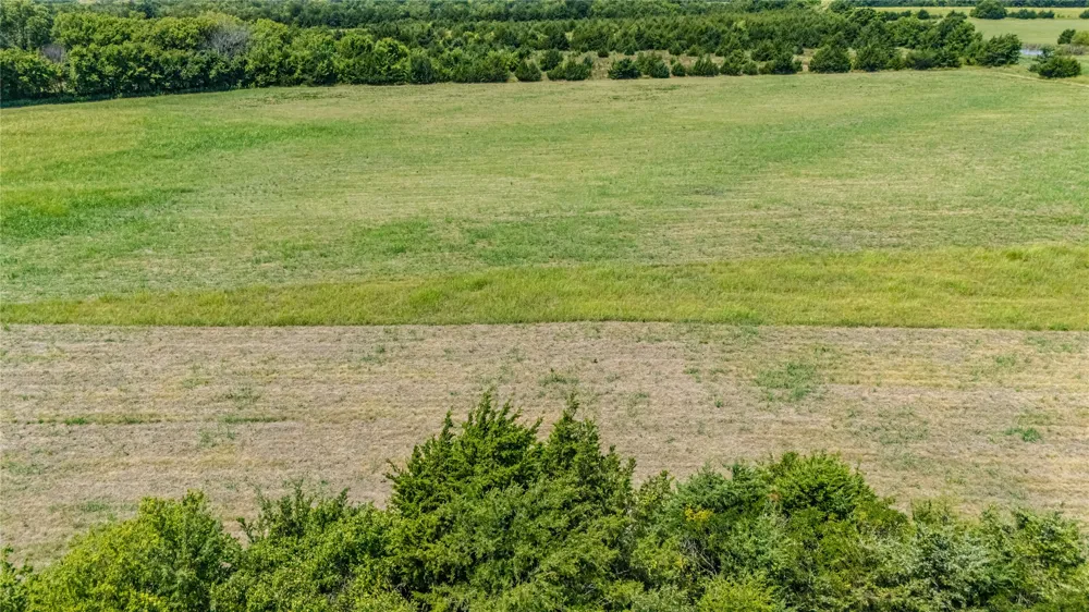 2701 County Road 4145 Bonham, TX 75418
