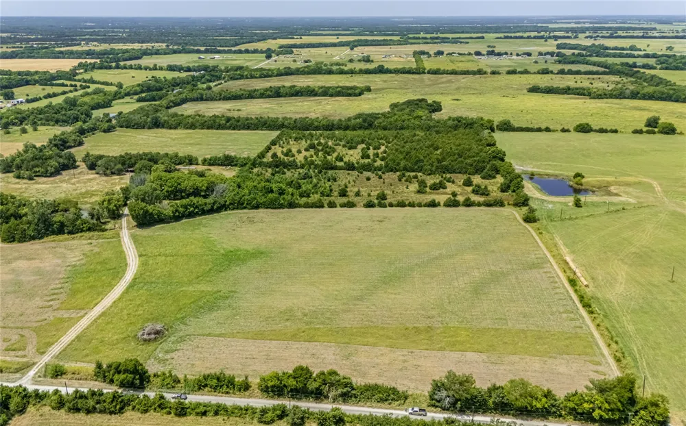 2701 County Road 4145 Bonham, TX 75418