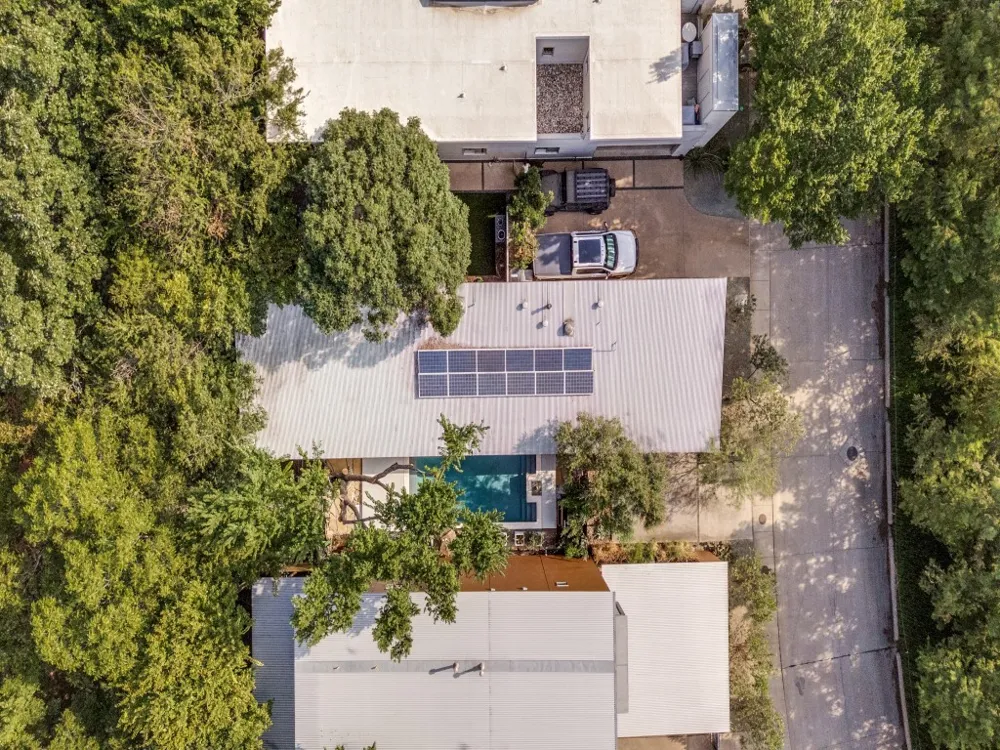 43 Vanguard Way Dallas, TX 75243