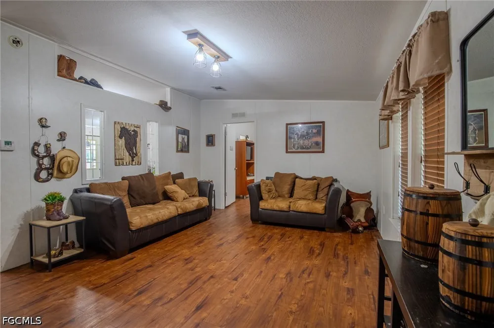 Inverness Avenue Clewiston, FL 33440