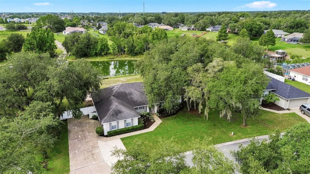 1845 FARRINGTON DRIVE Lakeland, FL 33809
