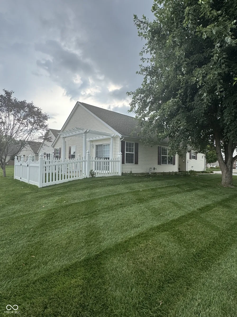 909 W Lincoln Park West Drive Greenwood, IN 46142