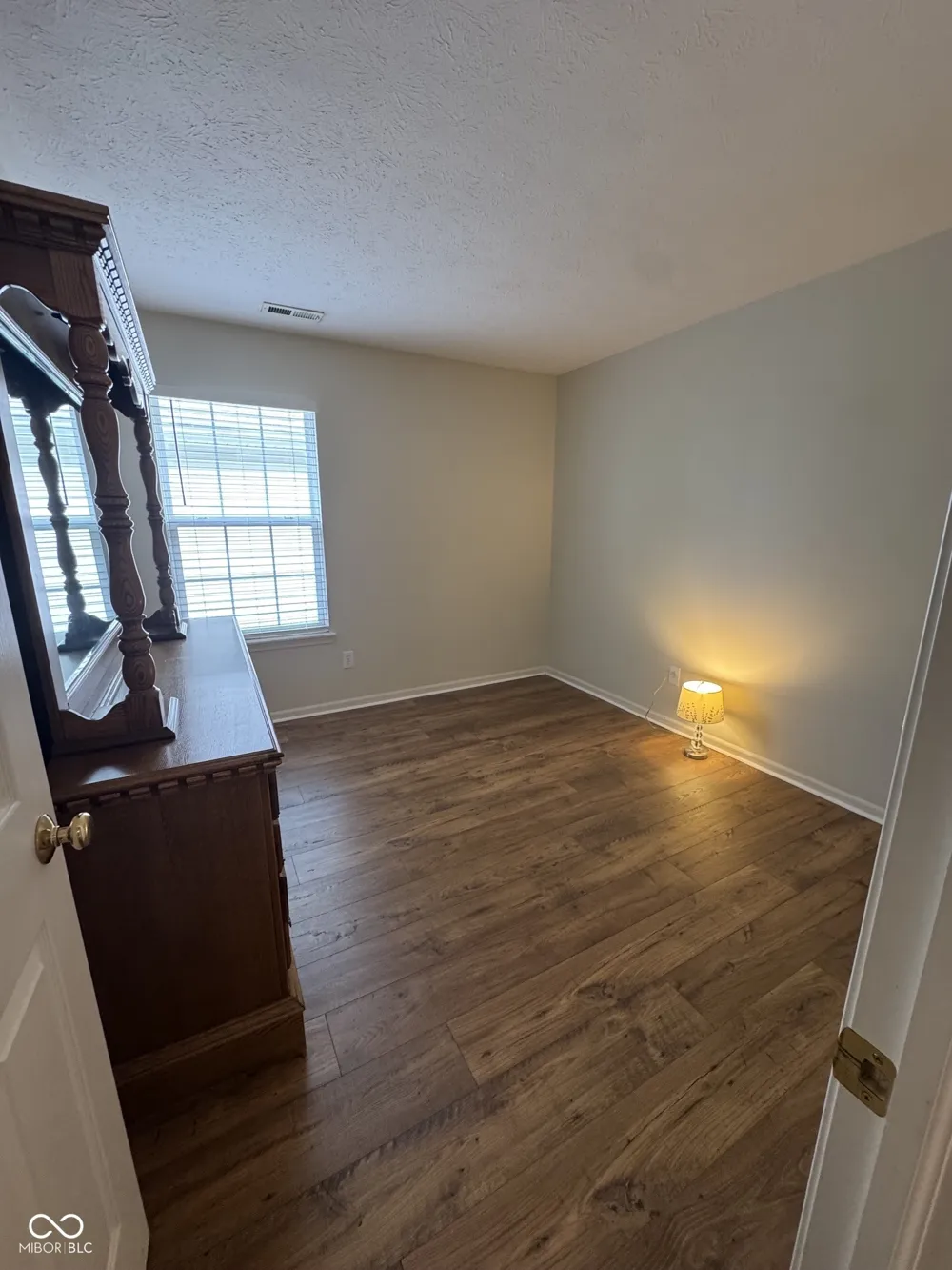 909 W Lincoln Park West Drive Greenwood, IN 46142