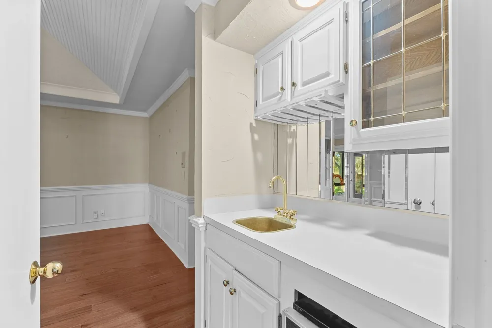 1807 Royal Oak Drive Tyler, TX 75703