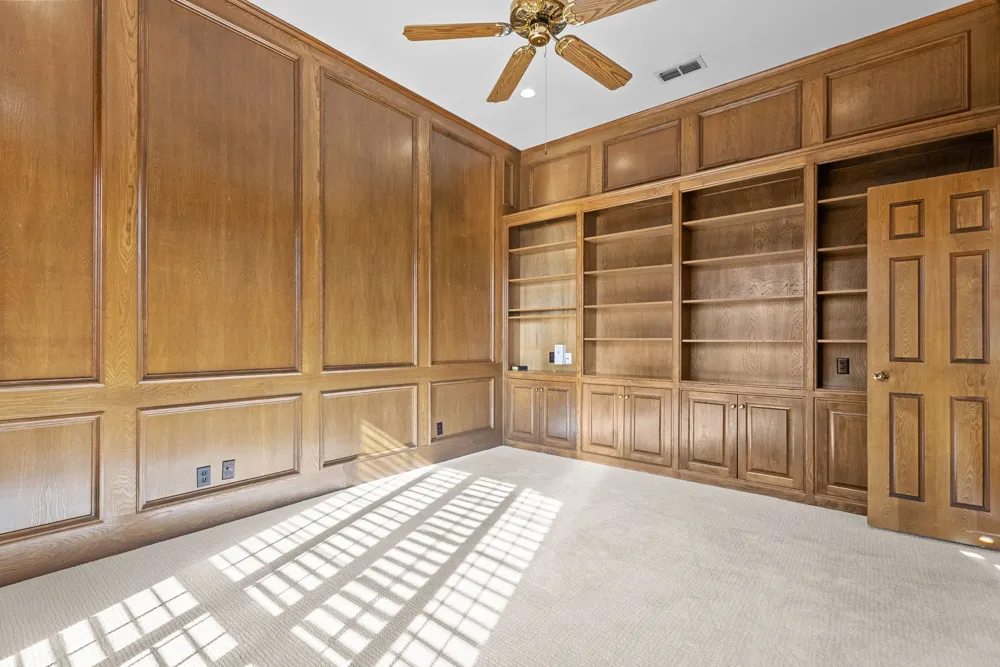 1807 Royal Oak Drive Tyler, TX 75703
