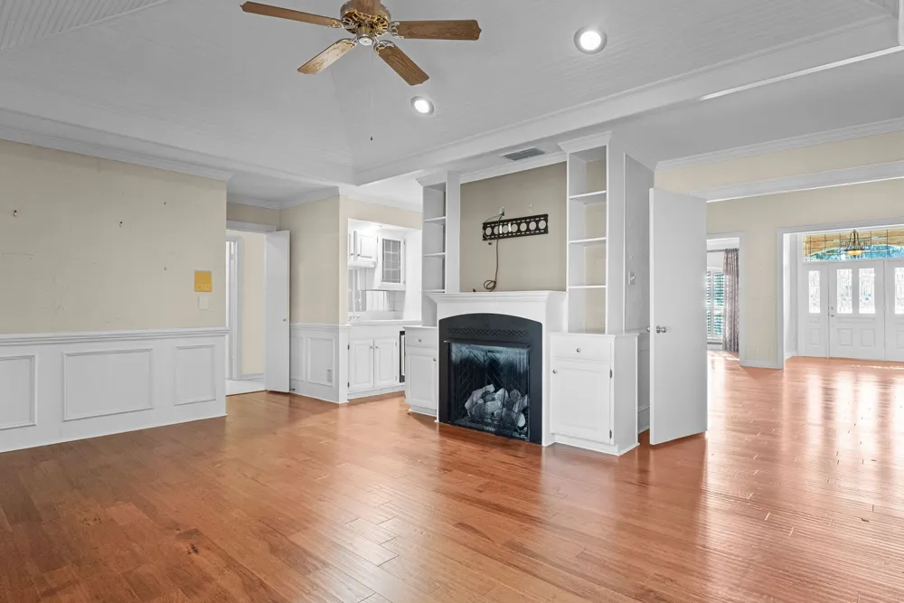 1807 Royal Oak Drive Tyler, TX 75703